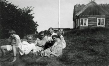 GRØNNINGEN - LYSTRUP STRAND - Familien Holdgaard - Picnic